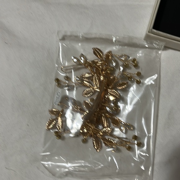 Head peice rose gold brand new - Picture 3 of 3